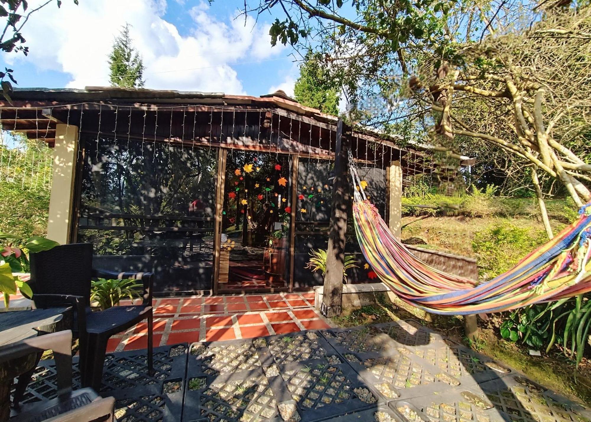 Monteverde Chalet De Montana Guarne Exterior photo